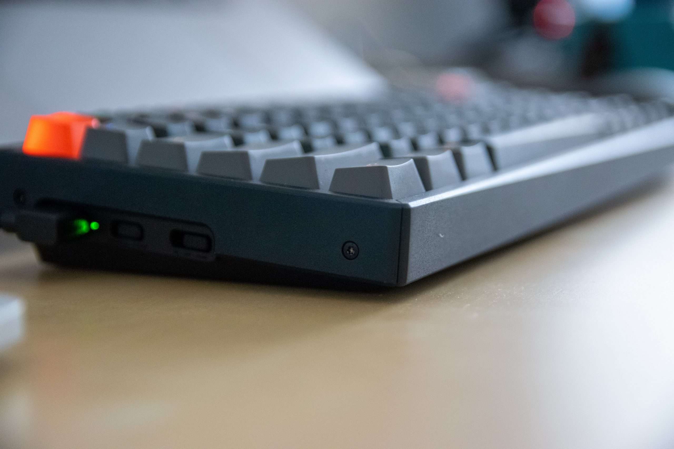 How you can change a switch on a mechanical keyboard