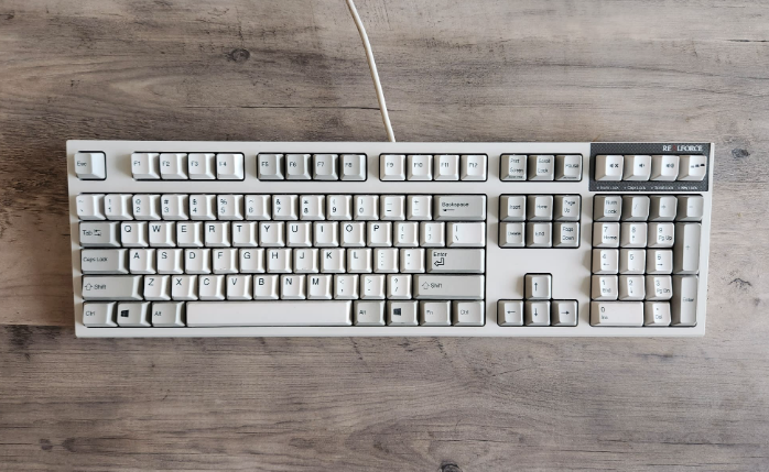  Realforce R2 features